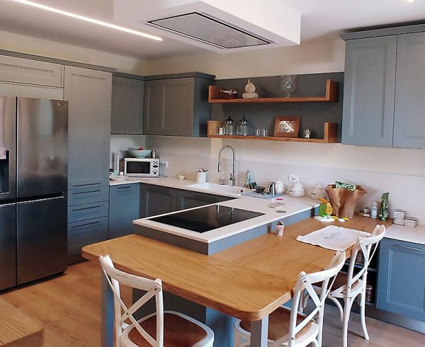 Ristrutturazione cucina dai colori mediterranei